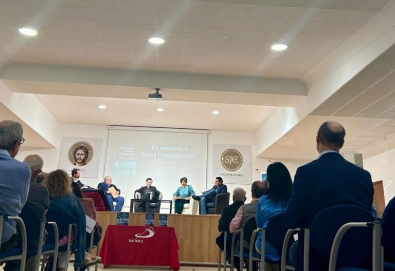 Presentación del libro de Manuel María Bru