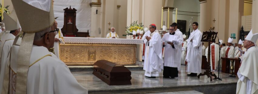 Este 17 de abril fueron las exequias del cardenal Pedro Rubiano Sáenz, arzobispo emérito de Bogotá, en la catedral primada