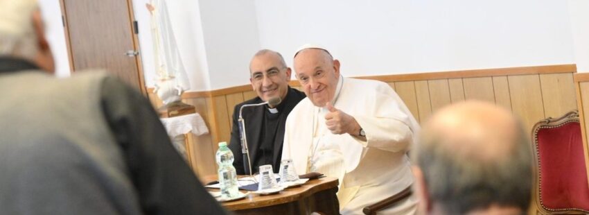 Francisco sacerdotes