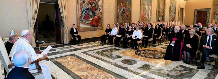 Francisco reclama a los Equipos de Nuestra Señora que “acompañar a los matrimonios es hoy una