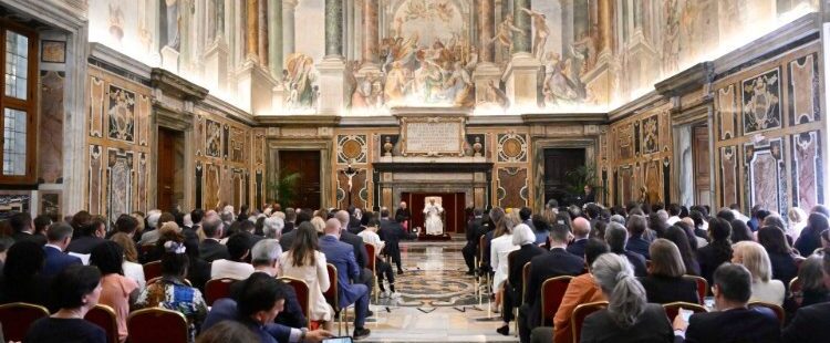 Francisco: “La destrucción del medio ambiente es una ofensa a Dios”