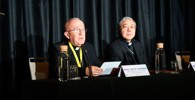 El nuncio en España, Bernardito Auza, y el obispo auxiliar de Getafe José María Avendaño