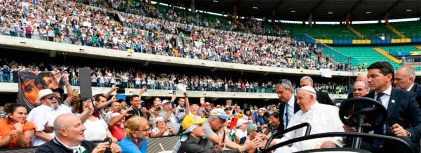 Francisco en la Vigilia de Pentecostés: “El Espíritu Santo es el Protagonista de la vida de la