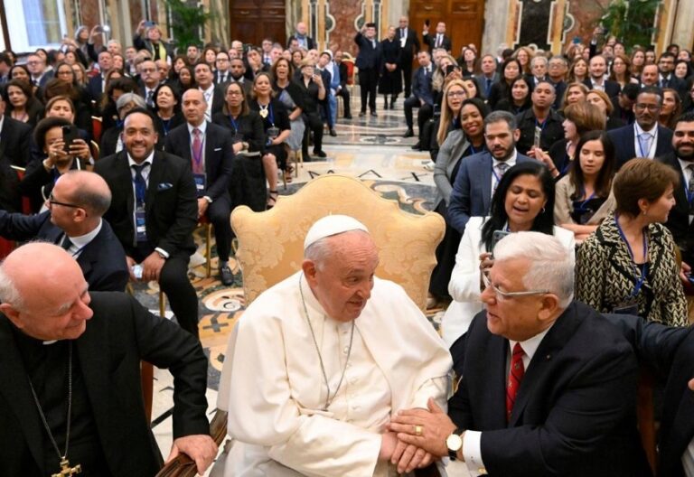 Francisco, el ‘defensor del paciente’: “Los enfermos son víctimas de la lógica del