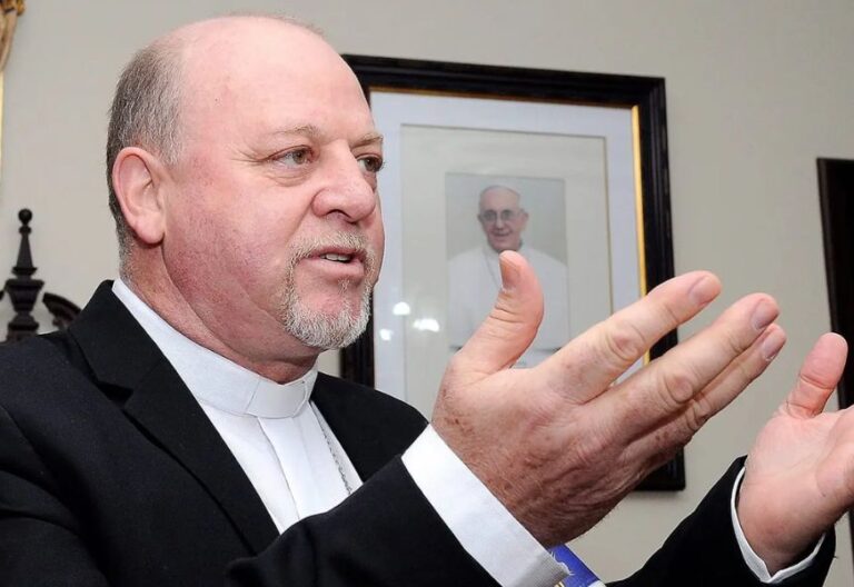 Jorge Pierozan, ex-artista de circo, es el nuevo obispo de Rio Grande al sur de Brasil