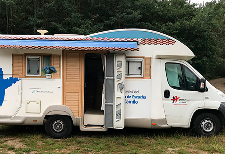 La Iglesia de Valencia activa su “ambulancia de la escucha”