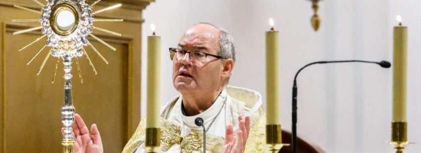 Francisco Cerro, obispo de Toledo, en la vigilia de Mocejón