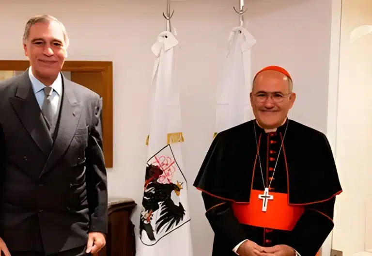 El prefecto del Dicasterio para la Cultura y la Educación, Doctor Honoris Causa