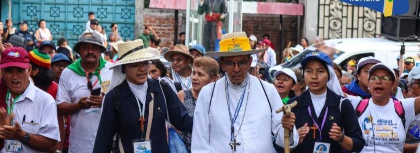 Cardenal Rosa Chávez en peregrinación