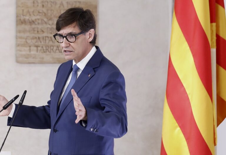 El presidente de la Generalitat, Salvador Illa, presenta a sus nuevos consejeros