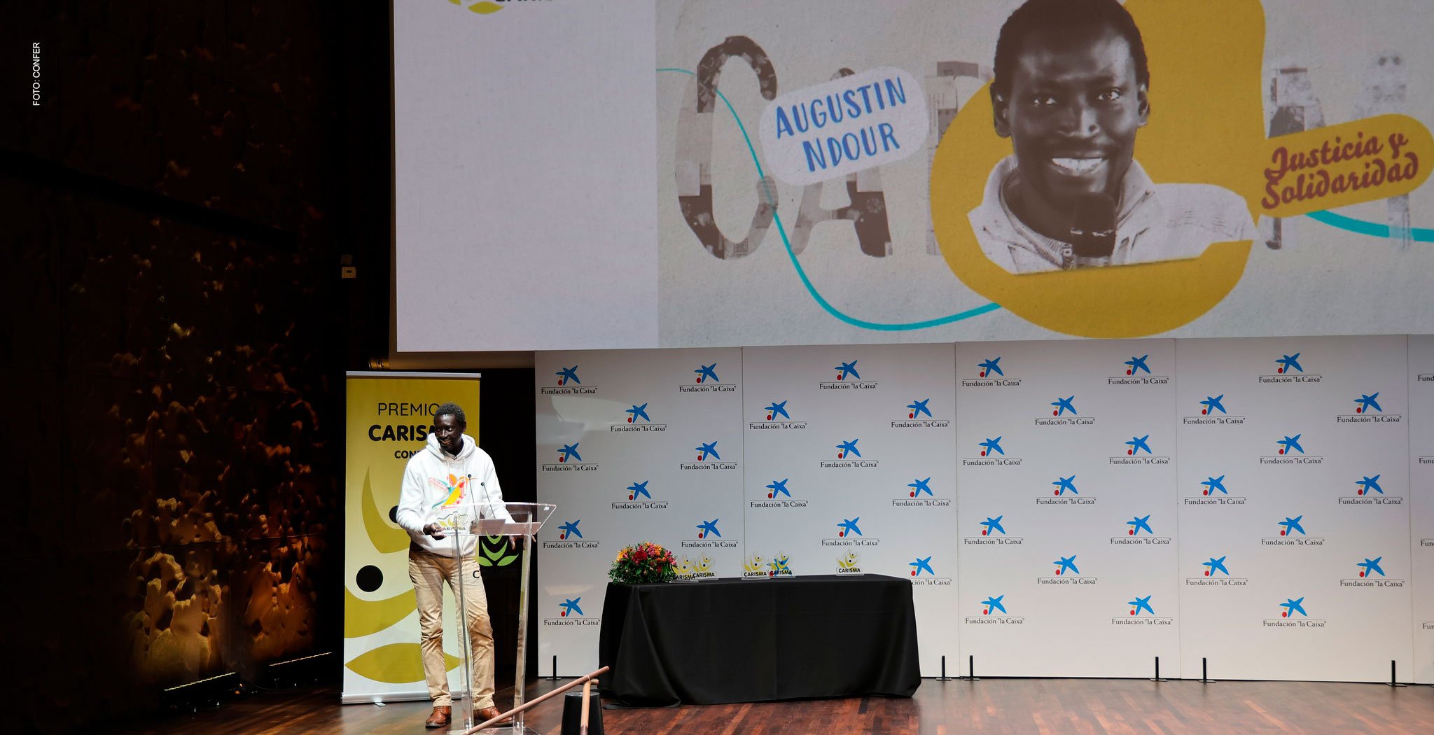 Premio “Carisma en Justicia y Solidaridad”, y en reconocimiento por ser promotor de la