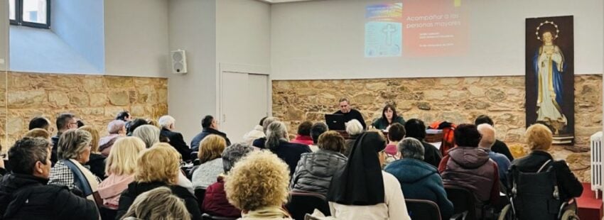 El arte de acompañar: reflexión y formación pastoral en la Diócesis de Astorga