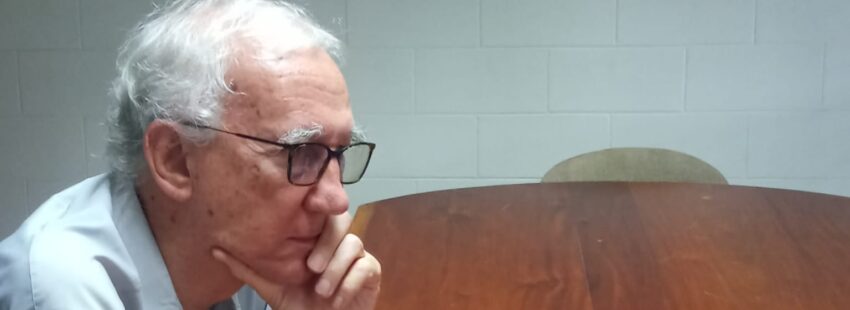 José Marría Tojeira, ex rector de la UC, en San Salvador. Foto: Claudia Munaiz