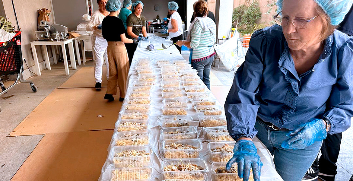 Parroquia San Josemaria Dana Valencia Raciones Comida