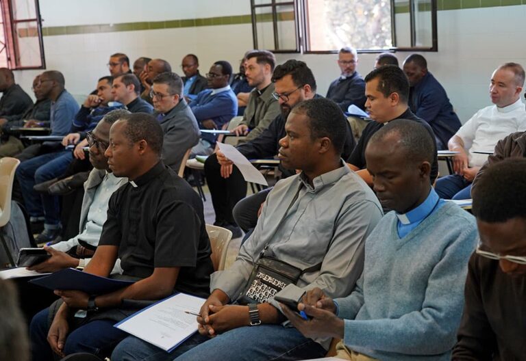 Formación de sacerdotes extranjeros