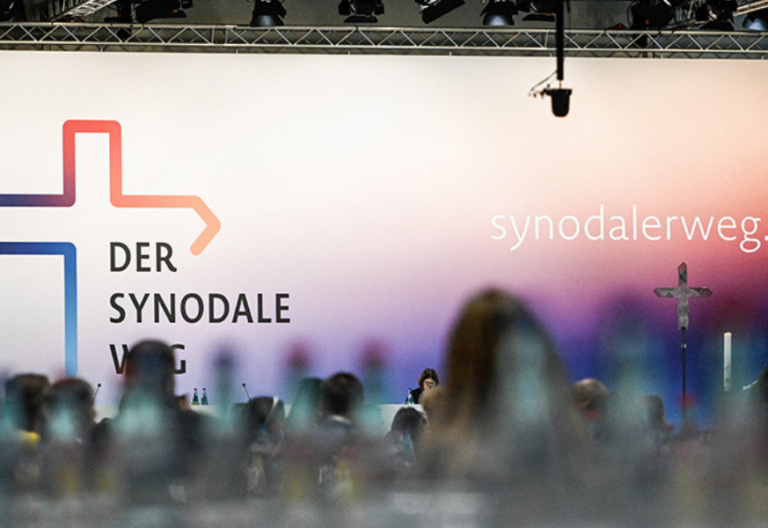 Los obispos alemanes pedirán al Vaticano autorización para que los laicos puedan predicar