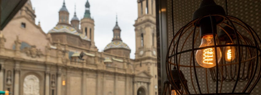 Récord de peregrinos internacionales en el Pilar: la basílica de Zaragoza se consolida como