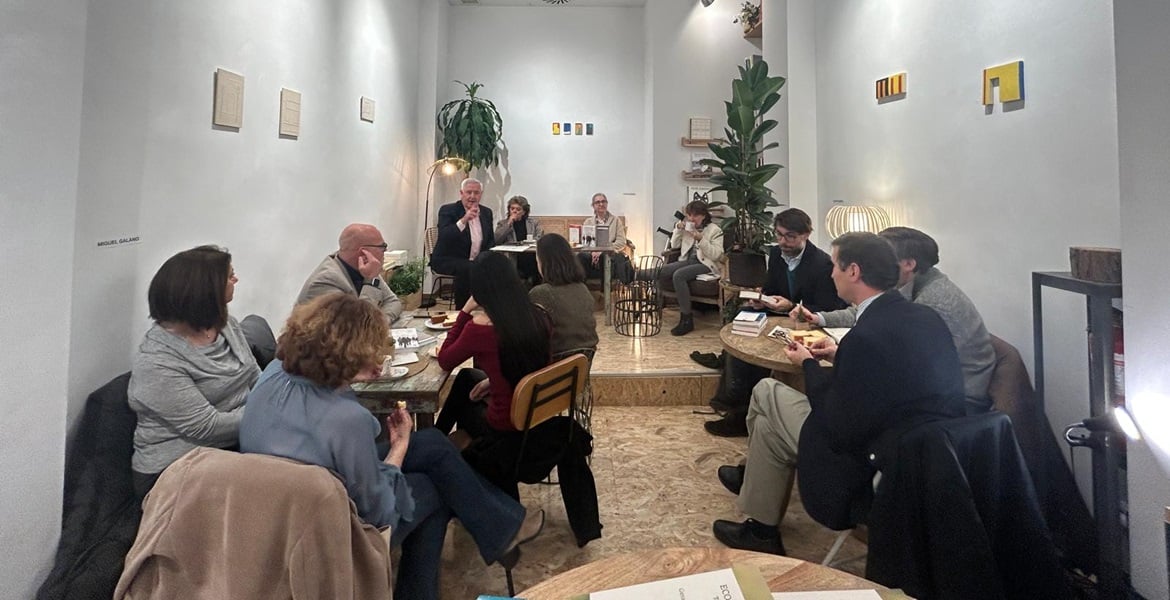 Encuentro de PPC con Rosa Ruiz, Ianire Angulo y Vicky Morán
