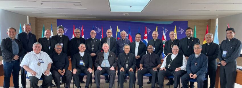 “Más pastores, menos administradores”: el Celam presenta avances sobre la elección de