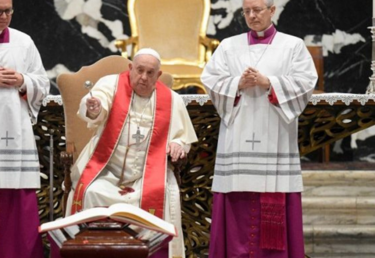 El cardenal Re en la misa exequial de Amato: “Un testigo de la fe hasta el final”