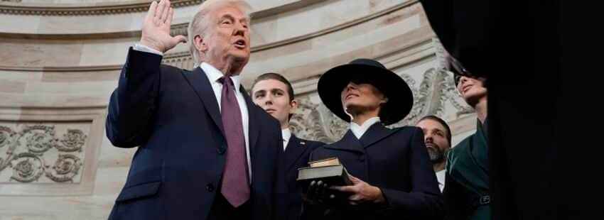 Washington (United States), 20/01/2025.- Donald Trump is sworn in as the 47th president of the