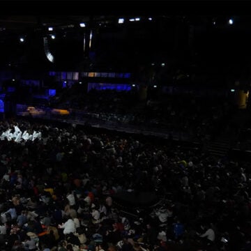 León XIV pide a los jóvenes de Taizé que sean “constructores de paz y reconciliación”