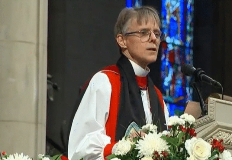 “Todos los seres humanos poseen la misma dignidad”: Crismhom respalda el sermón de la obispa