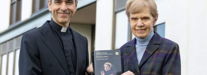 La Universidad de Navarra publica la primera traducción al castellano de los comentarios de Santo