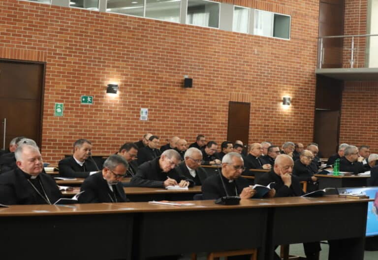 Obispos colombianos en asamblea
