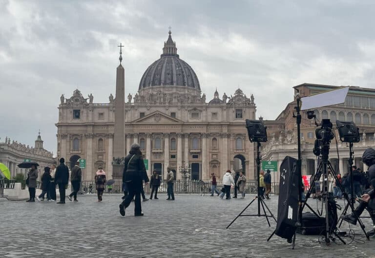 En la Basílica de San Pedro no solo hay confesiones… también salas de escucha