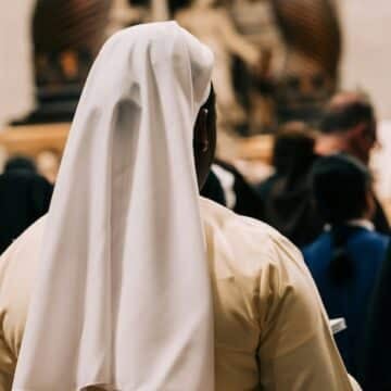 Religiosas y religiosos