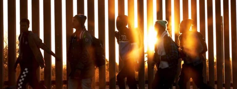 Migrantes y refugiados en la frontera de Estados Unidos