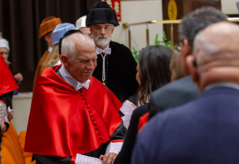 Borrell y el legado jesuita: “Su influencia en la educación ha sido clave para la justicia