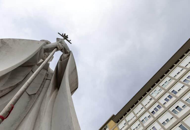 Hospital Gemelli de Roma, donde permanece ingresado del papa Francisco. EFE