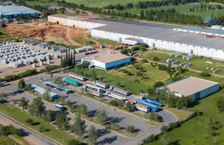 Solidaridad de la diócesis argentina de Azul con los empleados despedidos de una empresa líder en