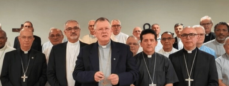 Obispos de Brasil denuncian a congresistas