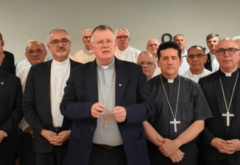 Obispos de Brasil denuncian a congresistas
