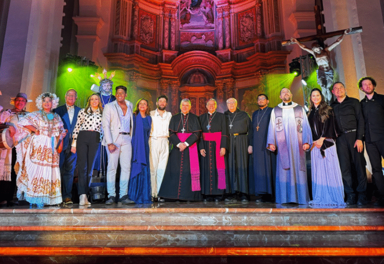 ‘Viacrucis’, el musical de Toño Casado, de gira por Latinoamérica