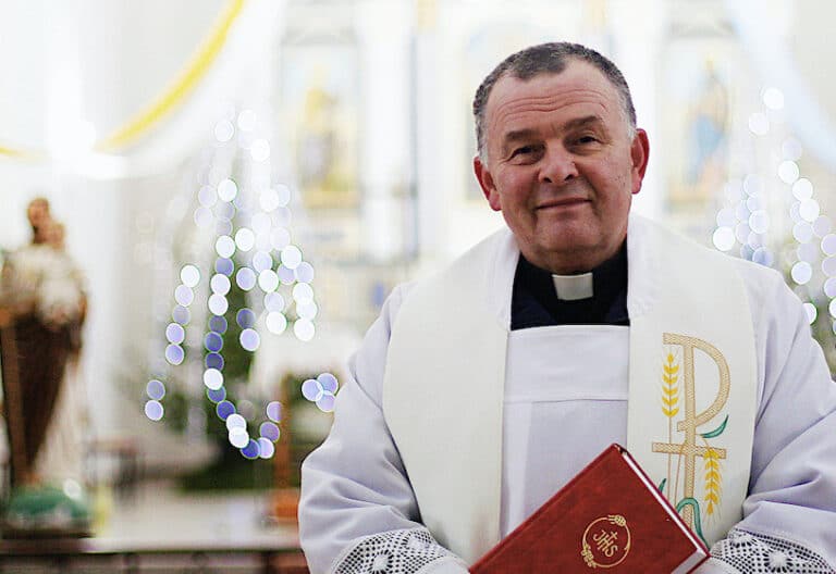 Un sacerdote bielorruso denuncia que ha sido acusado de espionaje