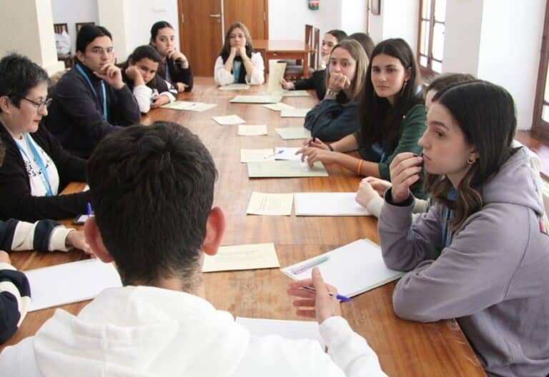 ¿Qué piden los jóvenes de Badajoz a la Iglesia?