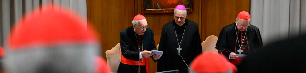Donato Ogliari dirige la meditación de las congregaciones generales
