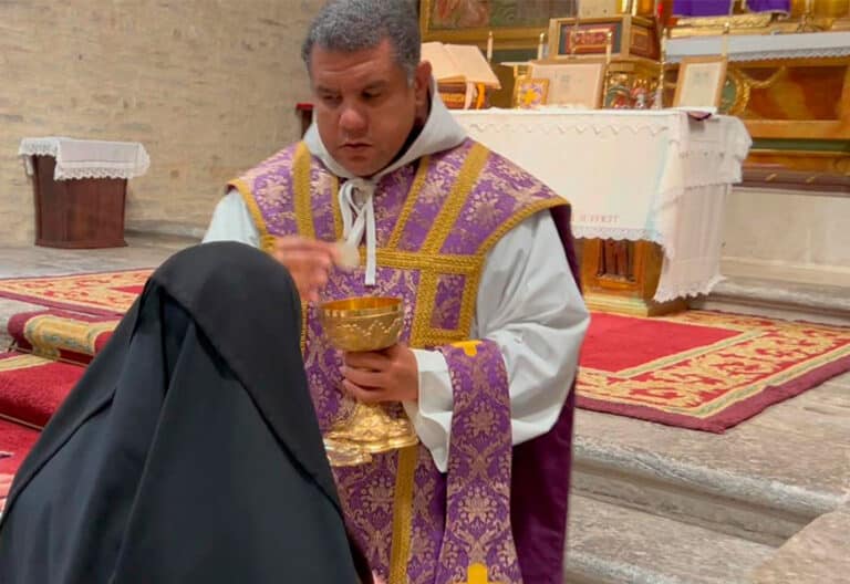 La justicia no ve secuestro en el intento de traslado de las monjas mayores de Belorado