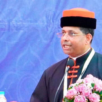 El cardenal Koovakad en el VIII Coloquio Budista-Cristiano en Camboya