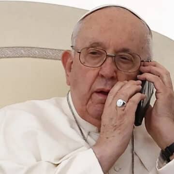 El diálogo de Francisco, analizado por Rixio Portillo, llega del Vaticano a Barcelona