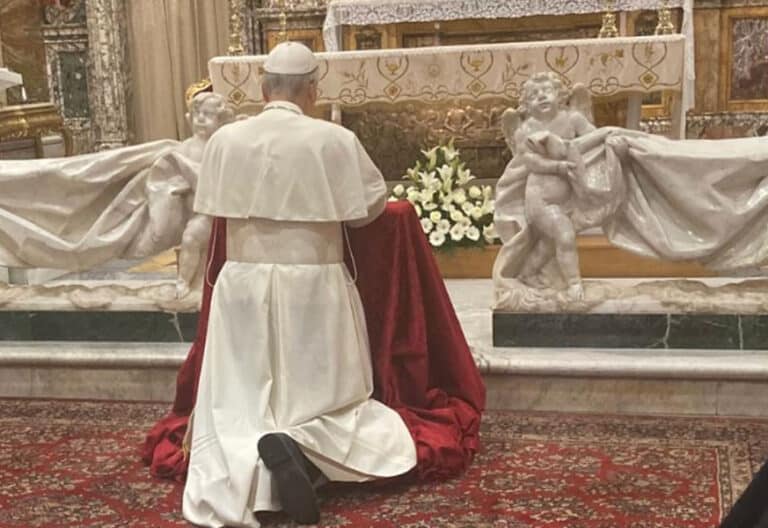 El papa León XIV en su primera salida sorpresa