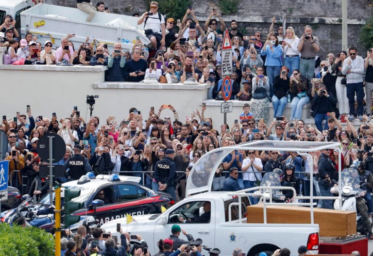 Francisco, el buen pastor de la gente normal