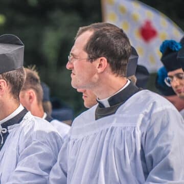 ¿Encontrará Francia la solución a la “cuestión tradicionalista” sobre la misa tridentina en