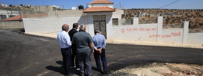 Taybeh, aldea cristiana palestina atacada por los colonos