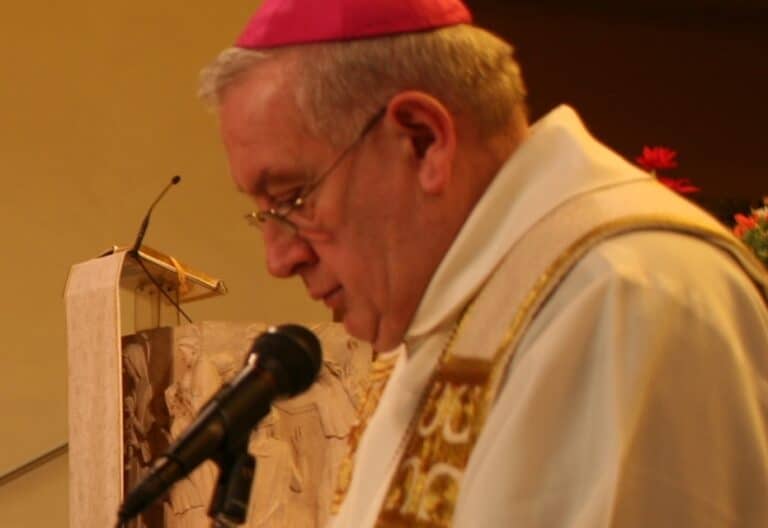 El obispo de Novara despide al sacerdote Matteo Balzano tras suicidarse: “No sé cuando dejará