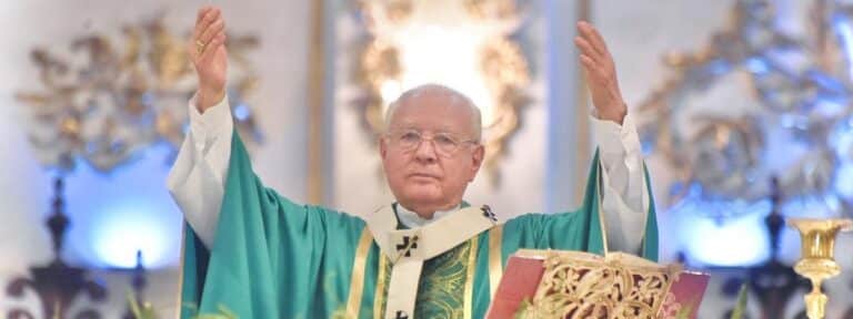 Cardenal José Francisco Robles